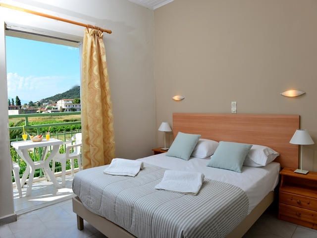 Plessas Palace Apart Otel
