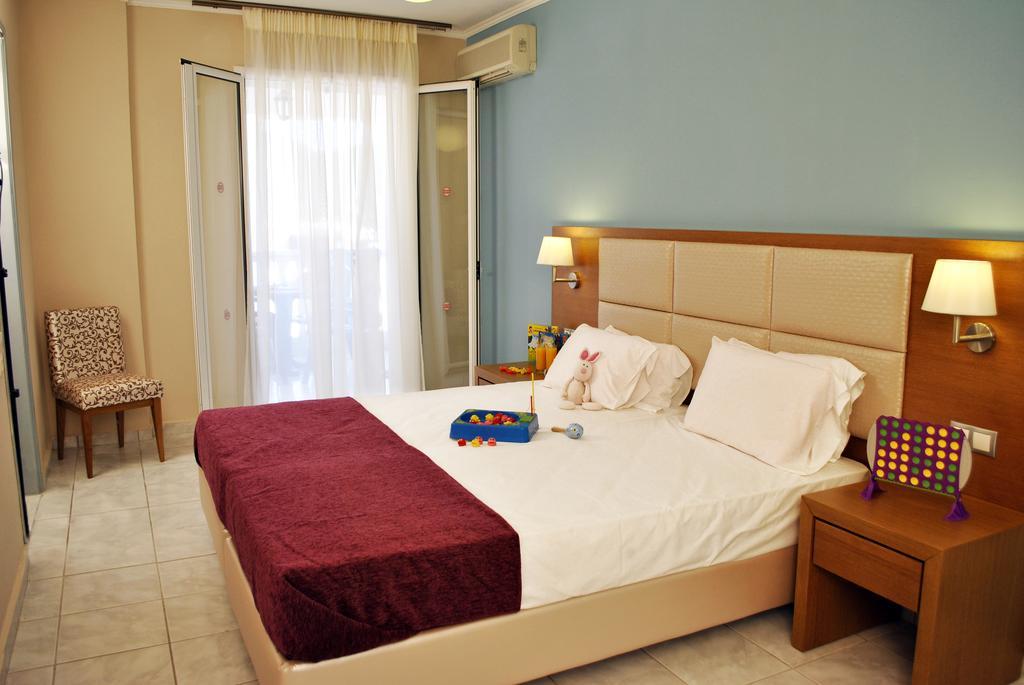 Apart Otel Plessas Palace 3*