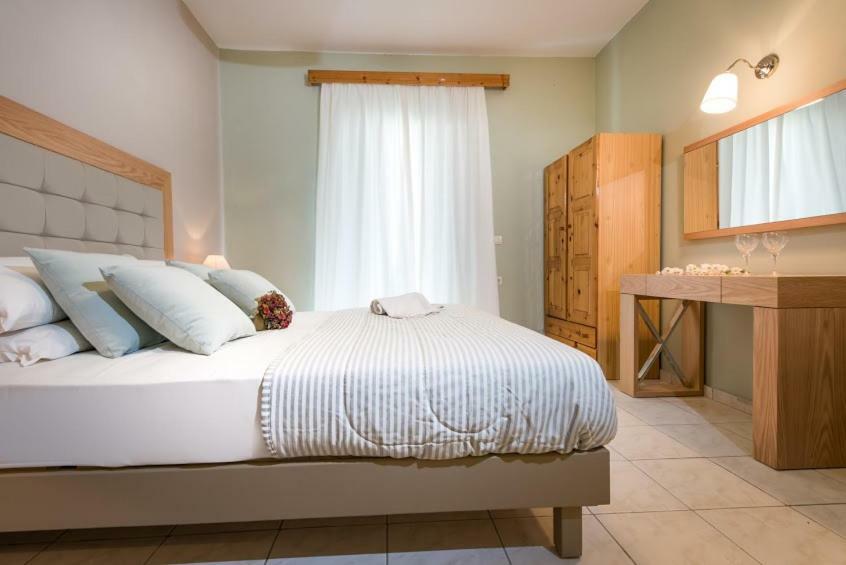 Plessas Palace Apart Otel