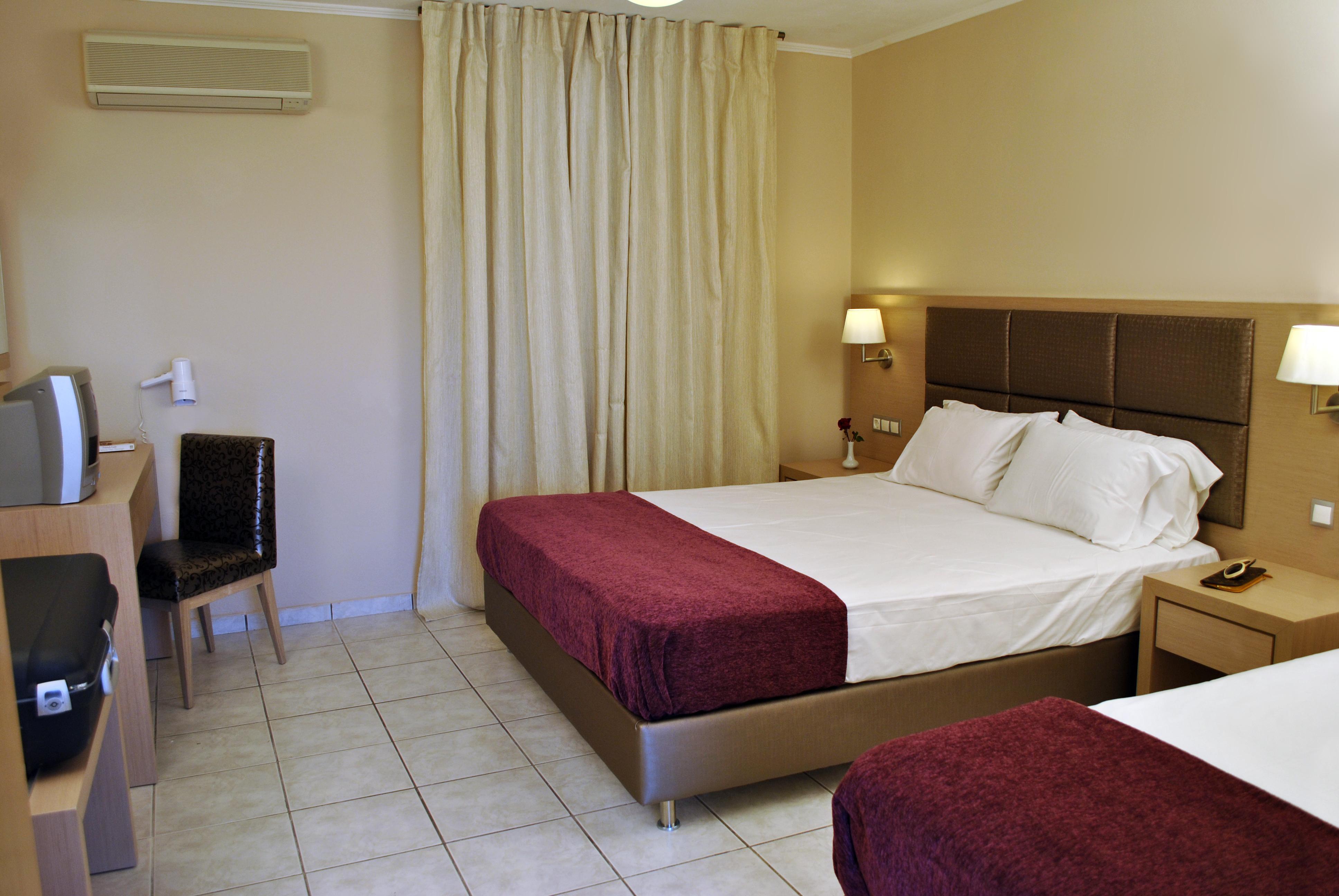Plessas Palace 3*